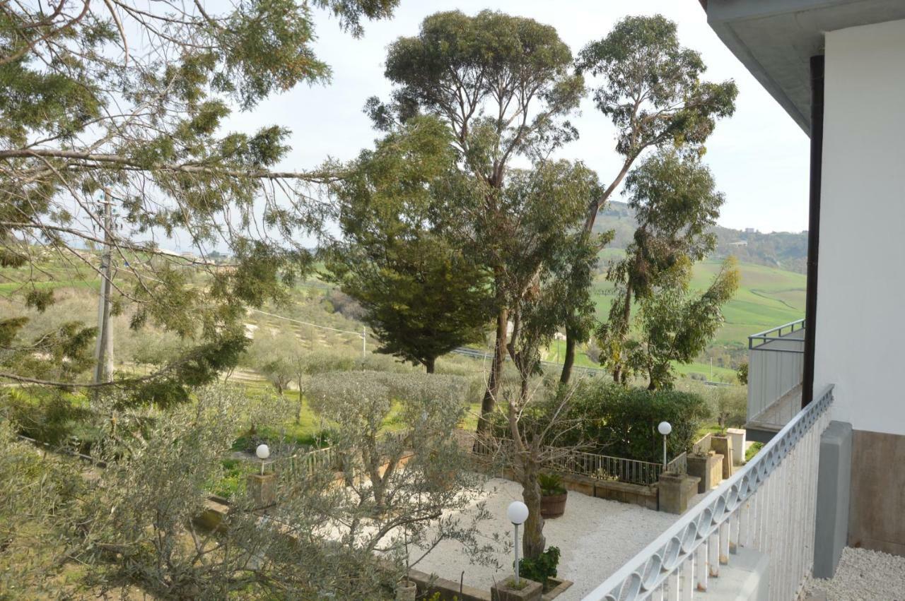 B&B Maison Blanche Caltagirone Ngoại thất bức ảnh